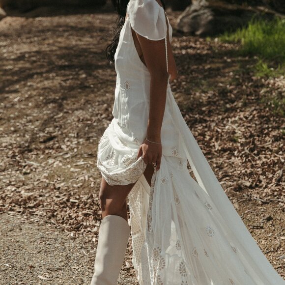 Daughters of Simone - Stevie - Picture 3 of 5